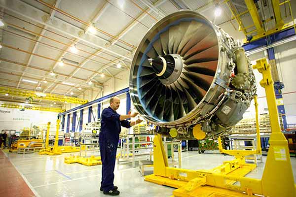 مهندسی هوافضا (Aerospace Engineering) شاخهای از مهندسی است که به طراحی، تحلیل و ساخت سیستمهای مربوط به هواپیماها و فضاپیماها میپردازد